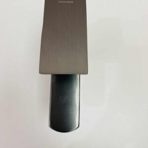 LH LLAVE MONOCOMANDO FOSANO CUADRADA 10 CM. GRIS